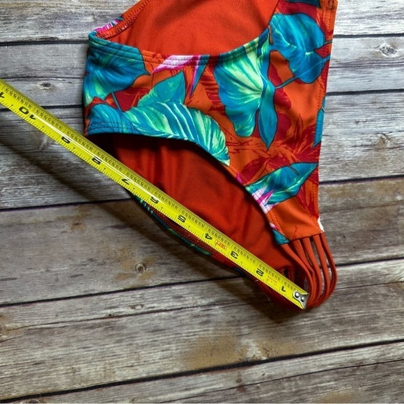 Xhilaration Swim Small Women's Bikini Bottoms Bathing Suit Swimsuit Red Tropical - Picture 6 of 9